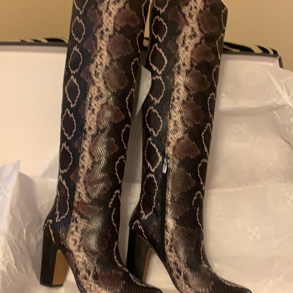 Vince Camuto Brand New in box OTK Boots in Mauve Multi Tricolor Snake